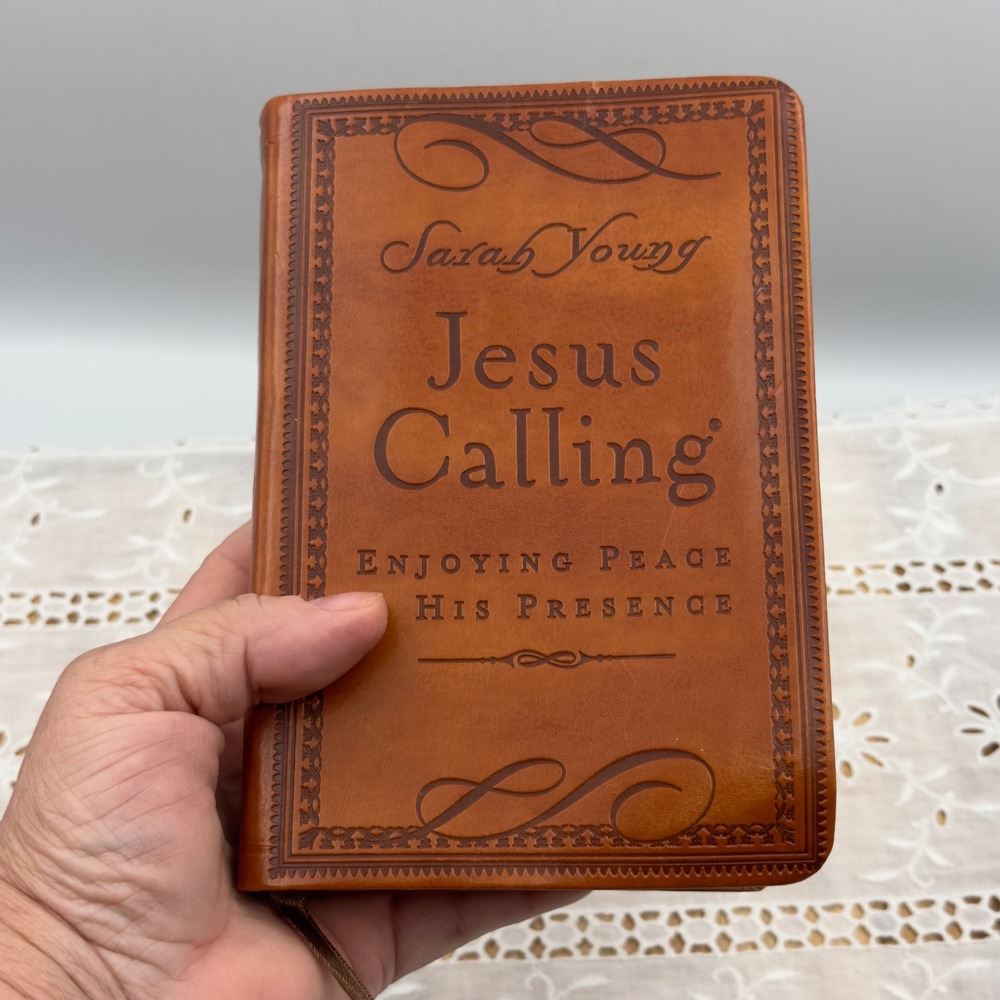Sarah Young Jesus Calling Brown Leatherflex Devotional 2004 OS Daily Prayer Book